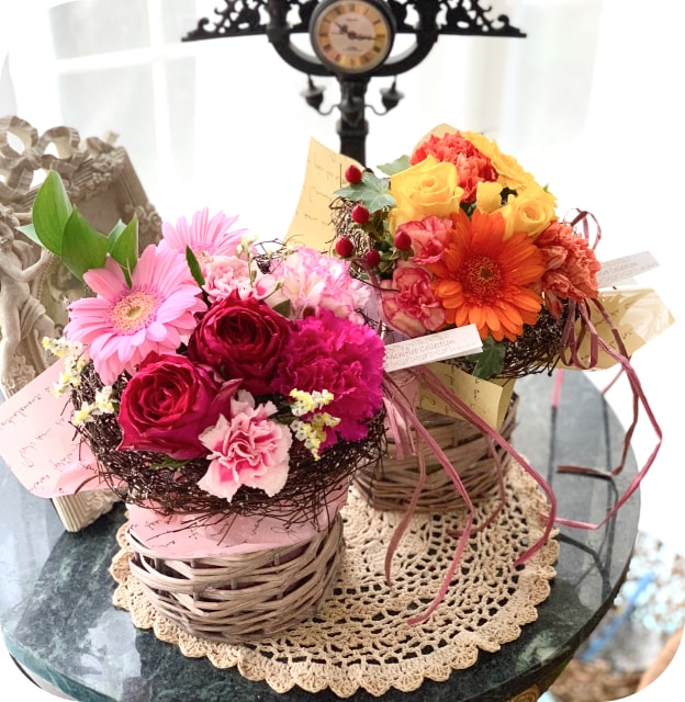 Fresh flower<br>arrangements and gifts